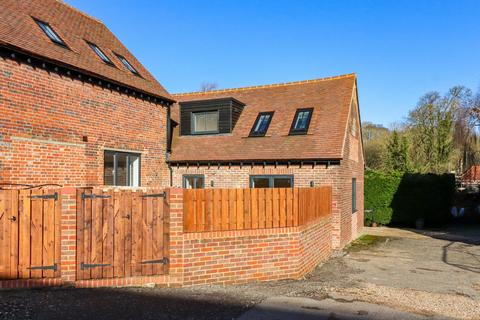 2 bedroom barn conversion for sale