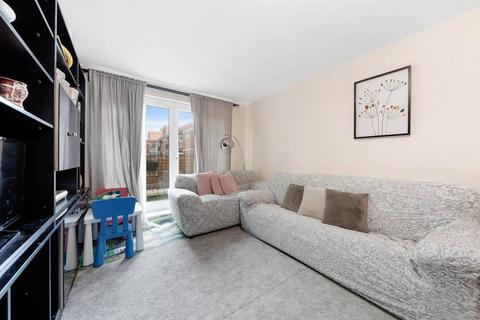 Church Road, Acton, London, W3 1 bed flat for sale