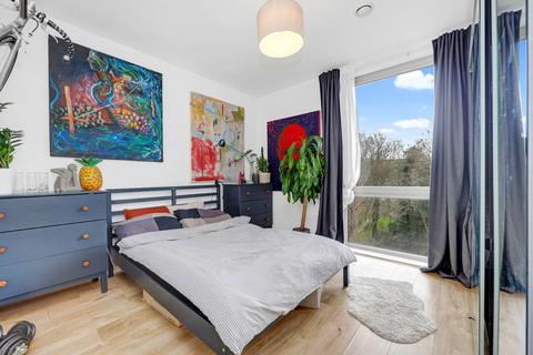 Coster Avenue, Finsbury Park, London, N4 1 bed flat for sale