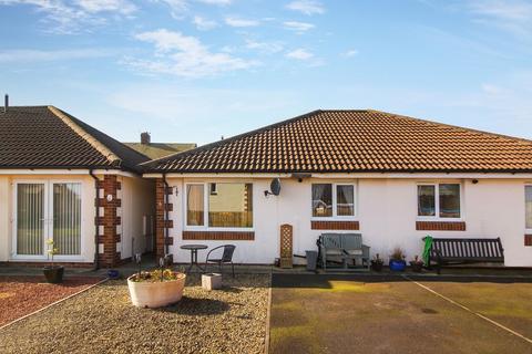 2 bedroom semi-detached bungalow for sale