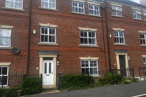 5 bedroom terraced house for sale