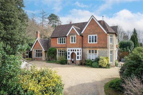Stone Street, Seal, Sevenoaks, Kent... 5 bed semi