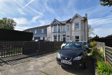 5 bedroom semi-detached house for sale