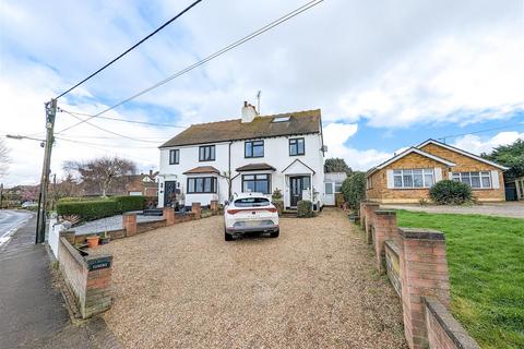 BARLING ROAD, Little Wakering, Great... 3 bed semi