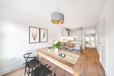 4 bedroom terraced house for sale