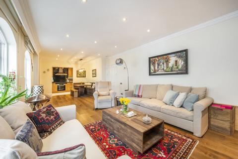 Seymour Street, Marylebone, London 2 bed flat for sale