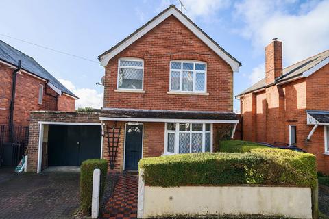 Whyke Lane, Chichester, PO19 3 bed detached house for sale