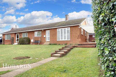 2 bedroom semi-detached bungalow for sale