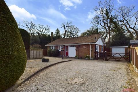 West Christchurch, BH23 2 bed detached bungalow for sale