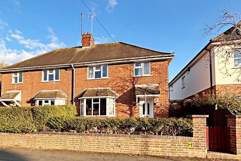 Head Street, Pershore 3 bed semi