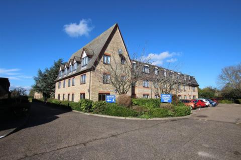 Ash Grove, Cambridgeshire CB25 1 bed retirement property for sale