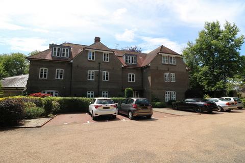 Compton Road, Lindfield, RH16 2 bed flat for sale