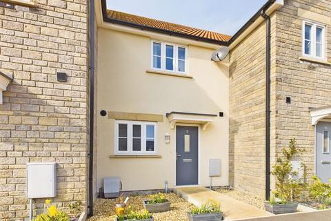 Dairy Court, Somerton 2 bed terraced house for sale