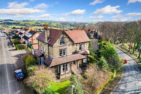 Cawcliffe Road, Brighouse, HD6 8 bed detached house for sale