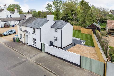 High Street, Upwood, Cambridgeshire 3 bed semi