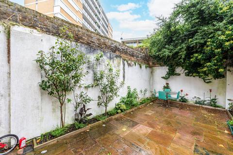 Grosvenor Road, Pimlico, London, SW1V 3 bed mews for sale