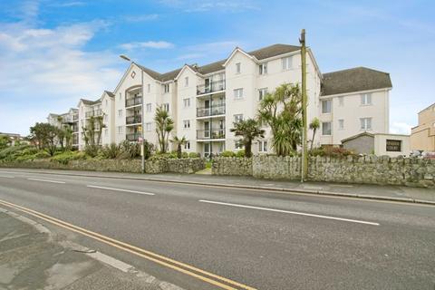 97/99 Mount Wise, Newquay TR7 2 bed flat for sale