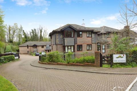 The Acorns (Sevenoaks), Sevenoaks TN13 2 bed apartment for sale