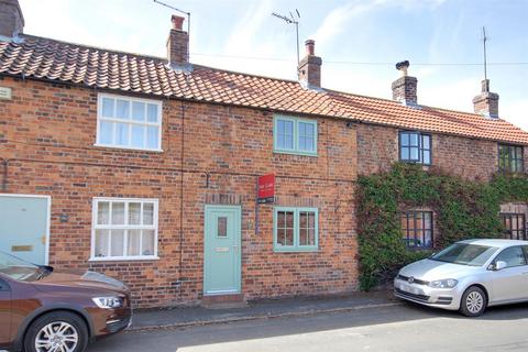 North Road, Lund 2 bed terraced house for sale