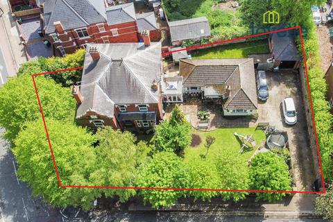 Heneage Road, Grimsby DN32 5 bed detached house for sale