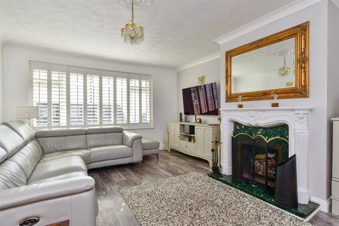 Brownleaf Road, Woodingdean... 4 bed semi