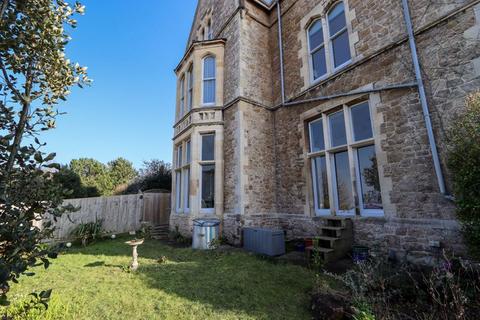 Cambridge Road, Clevedon 2 bed apartment for sale