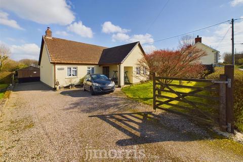 Boncath 3 bed detached bungalow for sale