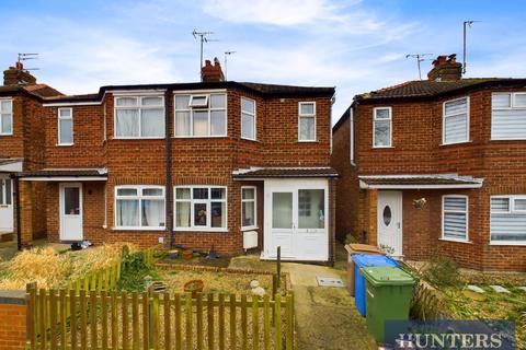 Marton Avenue, Bridlington 3 bed semi