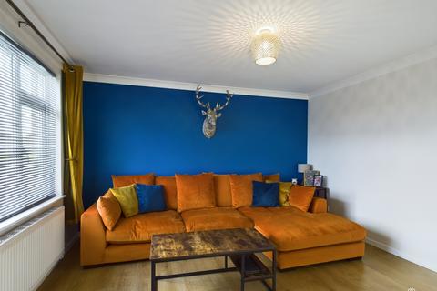 Teanby Drive, Winterton DN15 3 bed semi