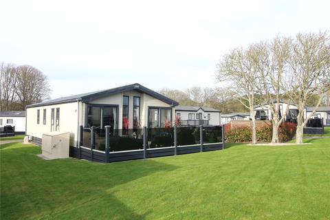 Highcliffe Meadow, Hoburne Naish... 3 bed park home for sale