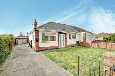 2 bedroom semi-detached bungalow for sale