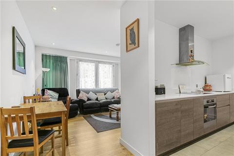 Fairfield Avenue... 2 bed apartment for sale