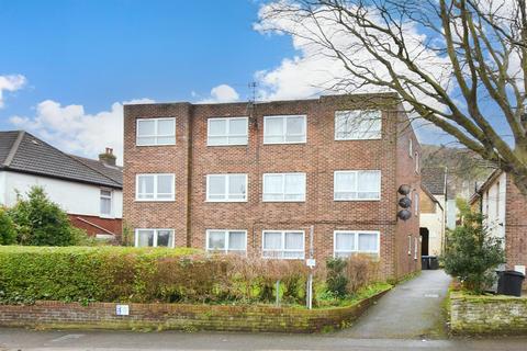 Folkestone Road, Dover, Kent 2 bed flat for sale