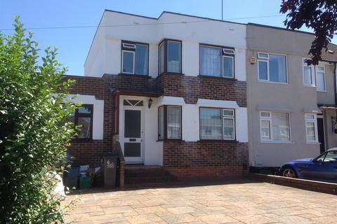 4 bedroom end of terrace house for sale