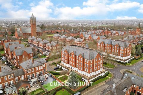 The Boulevard, Repton Park, IG8 2 bed apartment for sale