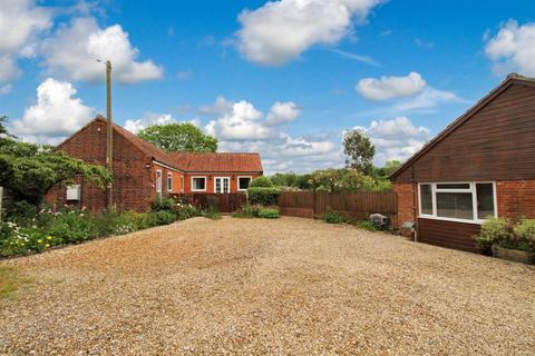 Long Lane, Colby, Norwich 6 bed barn conversion for sale