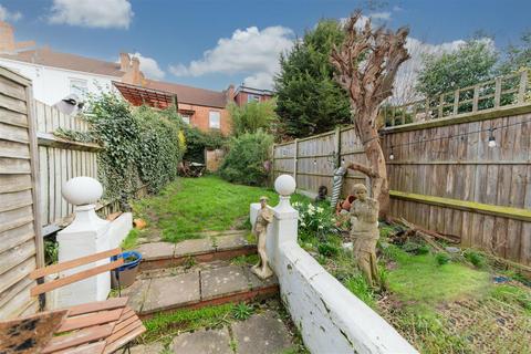 Mount Road, Hendon, London 1 bed flat for sale