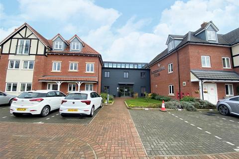 31 Summerfield Place, Wenlock Road... 1 bed retirement property for sale