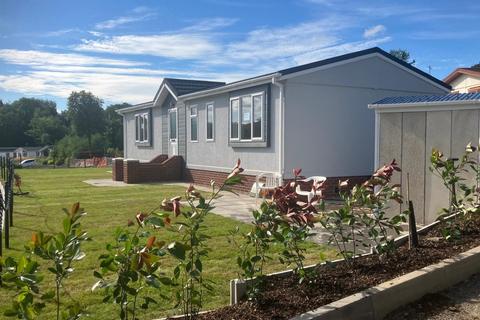 Chorley, Shropshire, WV16 2 bed park home for sale