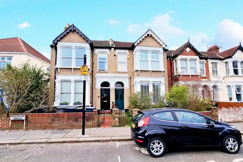 Woodside Green, London SE25 1 bed flat for sale