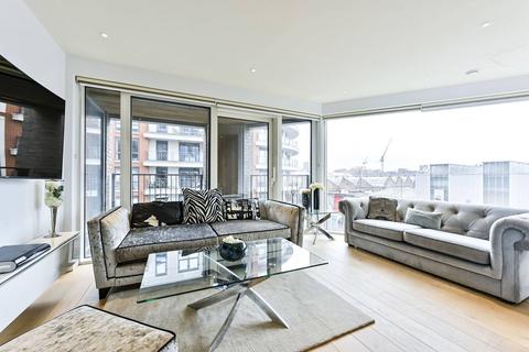 Dockside House, Chelsea Creek... 2 bed flat for sale