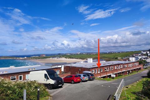 Fistral Crescent, Newquay TR7 1 bed flat for sale