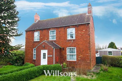 Oxlands Lane, Bratoft, Skegness 3 bed detached house for sale