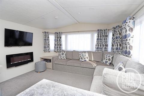 Coast Road, Corton, NR32 3 bed mobile home for sale