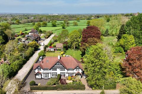 Station Road, Barlaston, ST12 5 bed semi