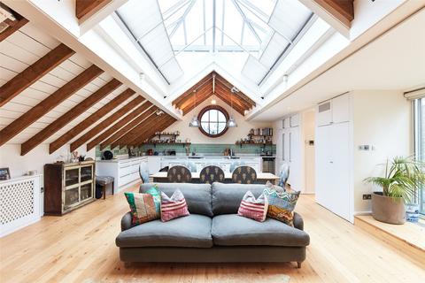 Hewer Street, London, W10 3 bed apartment for sale
