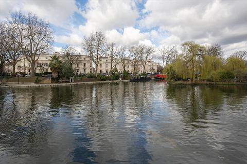 Blomfield Road, Little Venice, W9 3 bed flat for sale