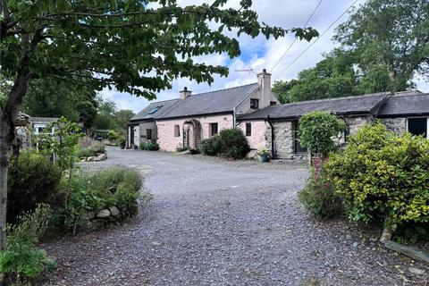 Clynnogfawr, Caernarfon, Gwynedd, LL54 4 bed detached house for sale