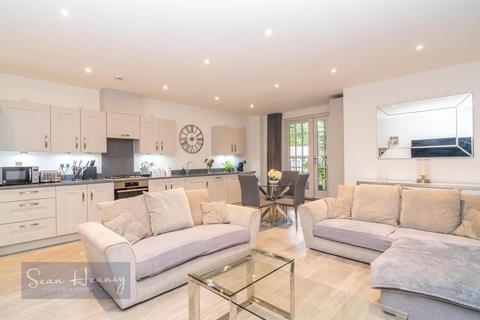 Collison Avenue, Barnet EN5 2 bed apartment for sale