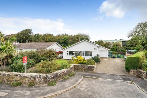 St. Cleer Drive, Wadebridge 4 bed bungalow for sale